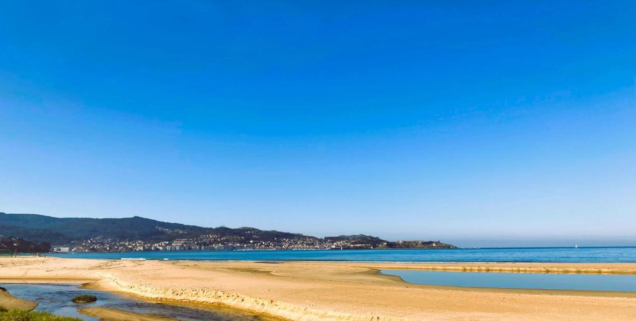 A Meiga Das Areas-Playa America! Nigran Exterior photo
